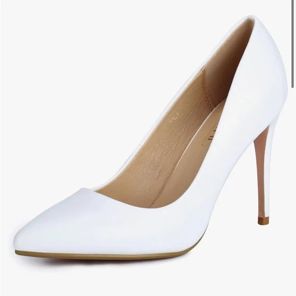 White pumps 4” heel - Picture 3 of 3